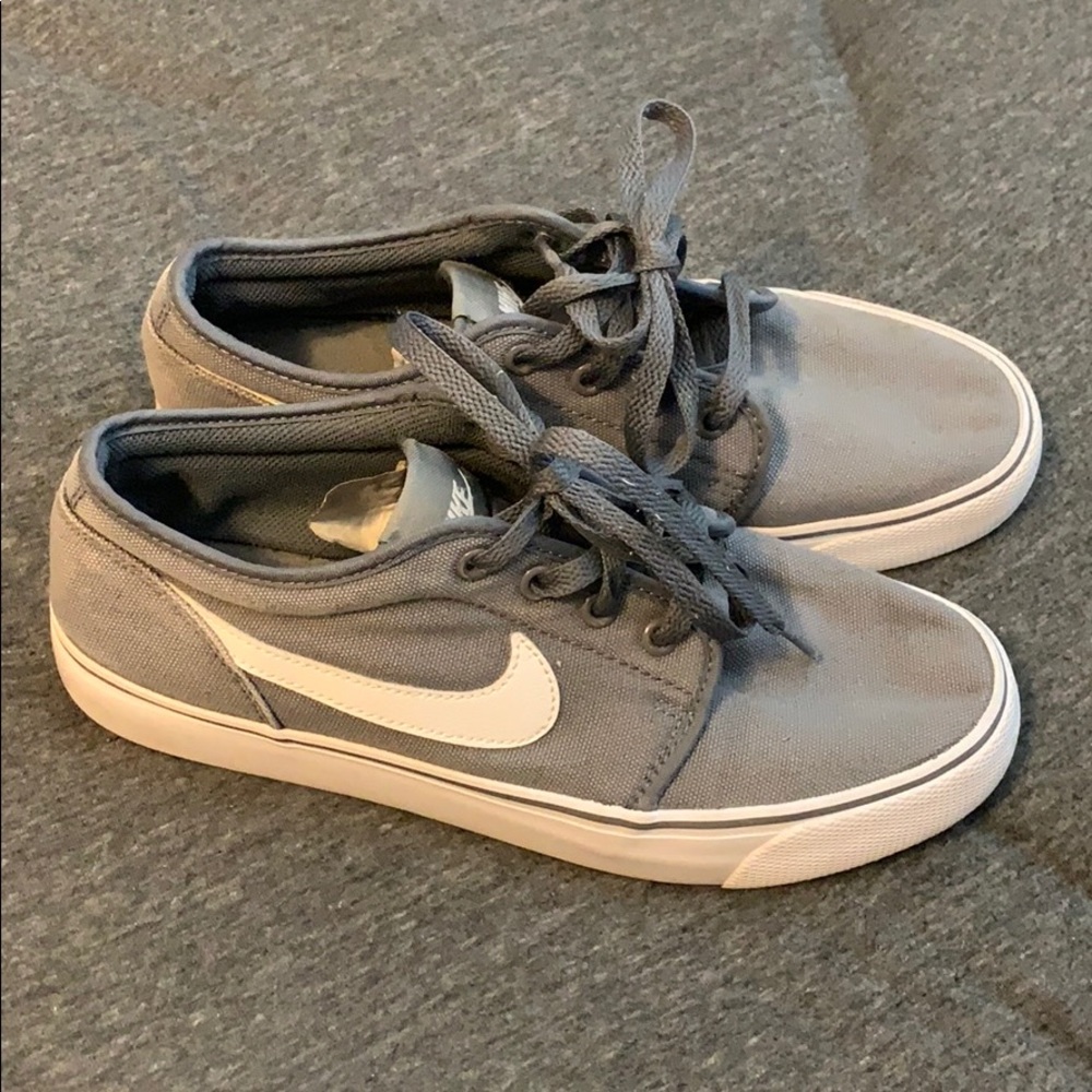 Nike SBs